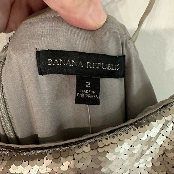 Banana Republic Champagne Sequin Silk Underlay Dress with Straps Size 2 NWT - Picture 4 of 11